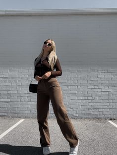 Brown Top Outfit, Brown Jeans Outfit, Brown Denim Jeans, Brown Denim, Brown Jeans, Top Ideas, Brown Outfit, My Black, Fashionista Clothes