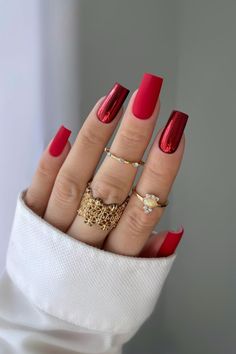 Get ready to turn heads with the perfect red nails! Wife Nails, Holiday Acrylic Nails, Ballet Nails, Milky Nails