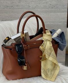 Purse Aesthetic, Glam Life, Classy Aesthetic, Bags Aesthetic, Celine Bag