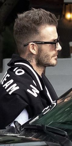 David Beckham Short Hair, David Beckham Hairstyle Short, David Beckham Haircut, David Beckham Football, Beckham Haircut, David Beckham Suit, Beckham Football, David Beckham Hairstyle, Beckham Hair