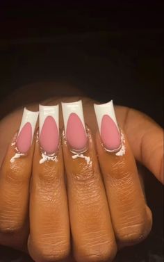 French tip Classic French Tip, Pink Tip Nails, Acrylic Toe Nails, Drip Nails, French Tip Acrylic Nails, Glow Nails