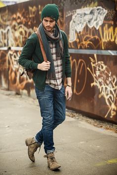 17 Most Popular Street Style Fashion Ideas for Men | Outfit Trends | Outfit Trends Hipster Outfits Men, Boating Outfit, Winter Outfits Men, Mens Fashion Classy, Outfit Trends