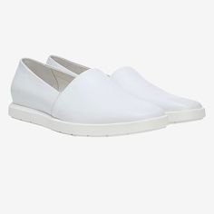 Franco Sarto White Bonza Leather Women’s Slip On Loafers /Sz:8.5/New Brand New With Tags! Size:8.5/Heel:0.8” Color: White Material: Genuine Soft Leather/ If You Have Any Questions Please Let Me Know Via Message! Happy Shopping! Office Slip-ons With Rubber Sole, Slip-on Swift Leather Shoes For Work, Swift Leather Slip-on Shoes For Work, White Leather Slip-ons For Office, White Loafers With Textured Sole And Plain Toe, White Low-top Loafers With Stitched Sole, White Loafers With Textured Sole, White Flat Leather Shoes With Stitched Sole, White Plain Toe Loafers With Textured Sole