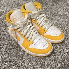 Yellow Jordan 1 Cute Yellow Shoes, Jordan 1 Colors, Yellow Shoes, Jordan 1 High, Fit Inspo, Fitness Inspo, Jordan 1, Womens Shoes Sneakers, Sneakers Fashion