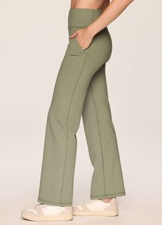 Fashion and function combine in our Easy Living Bootcut Pant so you can go from the hiking trails to a hangout session with ease. Supportive carbon peached fabric stretches four ways, dries quickly and is ultra lightweight, while a timeless yet trendy bootcut leg design combines with a high rise waistband and functional side pockets for a flattering, transitional casual pant that never goes out of style. Bootcut Pants, Simple Living, Out Of Style, Casual Pants, Black Pants, Going Out, Pants, Black