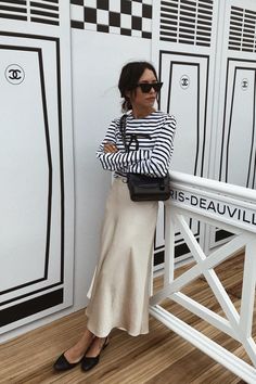 Maxi Skirt Outfits, Street Style Trends, Slip Skirt, Chic Outfit, Looks Chic