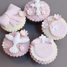 Baptism Cupcakes Girl, Baptism Decorations Girl, Flamingo Party Decor, Holy Communion Party, Idee Babyshower