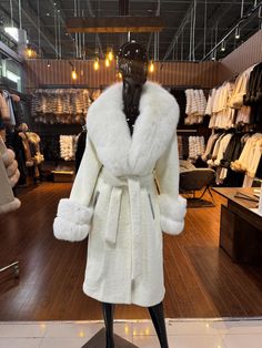 White Fox Fur and White Alcantara Fabric Jacket This special design jacket is crafted from a luxurious combination of white fox fur and white alcantara fabric. It comes with a waist belt that elegantly accentuates your figure. Features: Material: White fox fur and white alcantara fabric Details: Waist belt for a refined silhouette Texture: Soft and high-quality fabric Design: Special design, elegant and modern This jacket offers both comfort and style, making you stand out in any setting. It's t Luxury Chic Winter White Fur Coat, Luxury White Fur Coat With Faux Fur Lining, Luxury Winter White Fur Coat, Luxury Fitted White Fur Coat, Luxury White Faux Fur Coat, Design Jacket, Cover Girl, White Fox, Fox Fur Coat