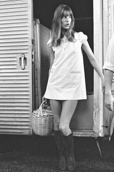 Jane Birkin embroidered darling dress Pattie Boyd, Chanel Vintage, 1960s Fashion