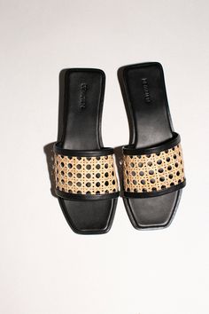 Handwoven rattan sandal with leather trim and sole. Padded footbed and strap lining for extra comfort. Stacked heel is 2cm. Luxury Sandals, Black Rattan, Food Babe, Sandals Summer, Stacked Heel, Leather Trim, Sale Design, Custom Items, Leather Trims