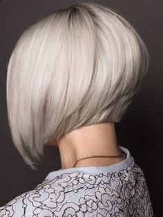 Short Hair Back, Blonde Bob Haircut, Beautiful Gray Hair, Bob Hairstyles For Thick, Latest Hair, Bob Hairstyles For Fine Hair