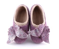 ~A pair of beautiful and soft slippers made for a special little fairy! A must have in every fairy's garderobe. ~Hand made from soft merino wool felt, that creates warm and cozy environment for little feet, protects from sweating and cold and at the same time provides a gentle massage. Decorated with wool butterflies and beads. ~Soles are coated with latex to protect from slipping. ~Thank you for visiting my shop! Fairy Slippers, Felt Slippers, Soft Slippers, Felted Slippers, Wool Slippers, Uk Gifts, Slippers For Girls, Hand Felted, Kids Hands