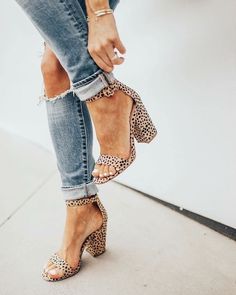 Black Slingback Heels, Mode Shoes, Leopard Heels, Elegante Casual, Open Toe Sandals, Inspiration Mode