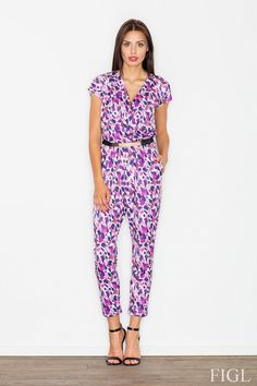 - jumpsuit with envelope neckline
- spring-loaded fastening at the back
- pockets in side seams
- elastic fabric
Composition: Polyester 100% Suit Model, Jumpsuit Pink, Belt Jumpsuit, Posh Style, Outwear Women, Pink Jumpsuit, Floral Jumpsuit, Elastic Fabric, Printed Jumpsuit