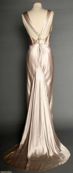 SILVER SATIN EVENING GOWN, 1930s Pale lavender/silver silk charmeuse, bias-cut, sleeveless, cowl neckline, open back, jeweled Deco elements on shoulder straps & at CB, floating trained back panel, labeled "NRA Code, Made Under Dress Code Authority PHB038577" Satin Evening Gown, Yule Ball, Amazing Dresses, Pale Lavender, Silver Silk, Vintage Couture