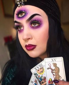 Futuristic Halloween, Halloween Make-up Looks, Halloween Circus, Halloween Contact Lenses, Halloween Contacts, Last Minute Halloween Costumes, Fx Makeup, Halloween Makeup Looks, Fantasias Halloween