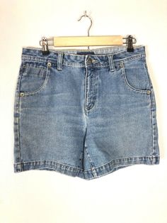 Vintage Bill Blass Jean Shorts Light Wash Mid-High Waisted Jean Shorts, Size S/M. Marked a 6, and close to modern day sizing, if not a little larger.  Rise is 10 1/2" so mid to high waisted.  Shipped with USPS First Class Package. Flat across front in waist:  16 1/2" "                         "   Hips:  19 1/2" Rise:  10 1/2" Inseam:  5 1/2" Y2k Short Bottoms With Belt Loops, Y2k Style Short Bottoms With Belt Loops, Casual Washed Fitted Shorts, Casual Fitted Washed Shorts, Y2k Relaxed Fit Short Bottoms, 90s Washed Bottoms For Spring, 90s Style Washed Bottoms For Spring, 90s Style Washed Bottoms With Relaxed Fit, 90s Distressed Bottoms With Relaxed Fit