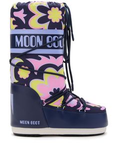 Find MOON BOOT Icon Flower Print Padded Boots on Editorialist. blue/multicolour flower print logo print to the side padded design water-repellent finish round toe front lace-up fastening flat rubber sole Padded Boots, Blue Ankle Boots, Flower Boots, Painting Dark, Blue Clouds