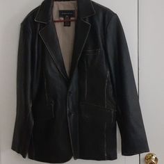 Men's Leather Jacket Never Worn Brand New Size M Casual Leather Sport Coat For Business, Casual Leather Business Blazer, Casual Leather Blazer For Business, Black Leather Blazer With Pockets, Black Leather Sport Coat With Pockets, Black Leather Sport Coat For Work, Spring Business Black Sport Coat, Casual Black Leather Blazer, Black Leather Sport Coat