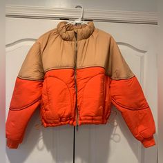 Free People Movement Puffer Jacket Size Small. Never Worn. Excellent Condition. Fall Sporty Puffer Windbreaker, Sporty Puffer Outerwear For Fall, Sporty Spring Puffer Outerwear, Sporty Orange Nylon Outerwear, Spring Puffer Windbreaker With Long Sleeves, Casual Orange Nylon Outerwear, Spring Long Sleeve Puffer Windbreaker, Orange Nylon Outerwear For Fall, Sporty Orange Long Sleeve Outerwear