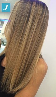 Bleach Hair Ideas, Diy Bleach, Light Brunette Hair, Bleach Hair, Blonde Hair Transformations, Brown Hair Looks