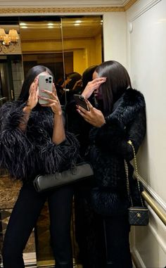 Glam Woman Aesthetic, Classy Friends Aesthetic, Girls Night Out Aesthetic Black Women, Classy Black Woman Aesthetic, Rich Friends Aesthetic, Girls Night Black Women, Rich Best Friends Aesthetic, Luxury Lifestyle Black Women, Luxury Black Women Lifestyle