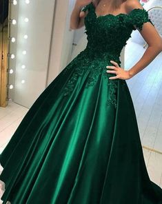 Dark Green Ball Gown, Green Ball Gown, Emerald Green Prom Dress, Black Lace Prom Dress, Off Shoulder Ball Gown, Prom Dresses Off The Shoulder, Evening Dress Long, Cheap Prom Dresses Long, Elegant Ball Gowns