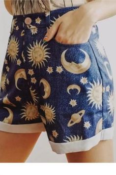 Women Fashion Starry Sky Pattern Mid Waist Shorts Cute Outfits With Shorts, Sky Pattern, Colorful Outfits, Short Women Fashion, Aesthetic Fits, School Clothes, Shorts Women, Print Shorts, Indie Fashion