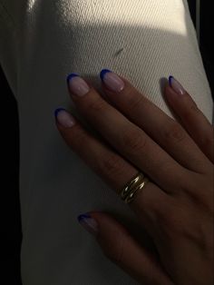 Navy Tips Nails Almond, Short French Blue Nails, Sapphire French Tip Nails, Royal Blue Gel Nails Almond, Nails Design Graduation, Cobalt Blue Tip Nails, Nails Spring 2024 Blue, Blue Nails Inspiration Short, Dark Blue Cute Nails