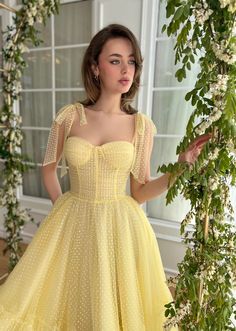 Summer Prom Dress With Square Neck, Square Neck Summer Prom Dress, Yellow Spaghetti Straps Midi Dress For Evening, Yellow Spaghetti Strap Midi Dress For Evening, Yellow Off-shoulder Evening Dress, Yellow Dress With Fitted Bodice For Bridesmaid, Yellow Summer Dress With Sweetheart Neckline, Yellow Summer Dresses For Wedding Guest, Yellow Off-shoulder Party Dress