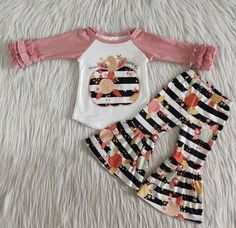 Pumpkin flower girls outfit with matching bell bottom pants. Super soft and quite adorable. Pink Matching Set For Fall, Flower Girl Outfit, Pumpkin Outfit, Pink Pumpkin, Pumpkin Flower, Pink Pumpkins, Bell Bottom Pants, Kids Boutique, Girls Clothing Sets