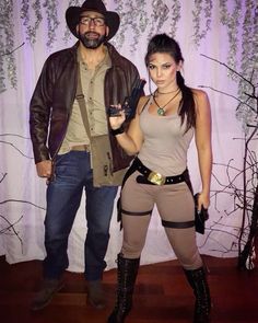 Indiana Jones Halloween, Tomb Raider Outfits, Stylish Halloween Costumes, Couple Cosplay, Video Game Costumes, Trio Halloween Costumes