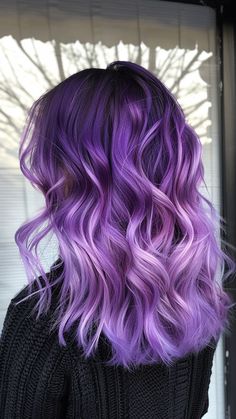 Hair Color Purple Ideas, Purple Hairstyles Long, Purple Hair With Lavender Highlights, Color Brown Hair Ideas, Cute Purple Hair Ideas, Purple Hair Dark Roots, Purple Hair With Dark Roots, Two Tone Purple Hair, Purple Hair Ombre