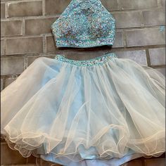 Two Piece Homecoming Dress. Size 4 Two Piece Homecoming Dress, White Silver, Homecoming, Homecoming Dresses, Two Piece, Prom, Colorful Dresses, Prom Dresses, Womens Sizes