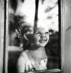 Bw Photography, Inner Child, Funny Faces, The Window, Baby Photography, Funny Photos, Family Portraits, A Smile, Family Photography