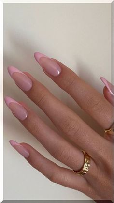 Discover 20 Old Money Nail Colors You Need to Try to Be That Girl! Elevate your style with Old Money Nails that exude sophistication and class. From short classy nails to natural nails manicure, these money nails will help you look rich and refined. Embrace sophisticated nails and stay on trend with popular nail colors for a perfect finish to your minimal makeup look. Baby Pink French Tip Nails Almond, Pink Glass Nails, Baby Pink French Tip Nails, Paznokcie Hello Kitty, Pink French Nails, Kutek Disney, Hard Gel Nails, Nagel Tips