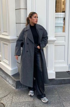 New York Winter Outfit, January Outfits, Long Coat Outfit, December Outfits