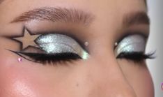 Maquillage Yeux Cut Crease, Mekap Mata, Makeup Cute, Swag Makeup, Star Makeup, Smink Inspiration, Ethereal Makeup, Eye Makeup Designs