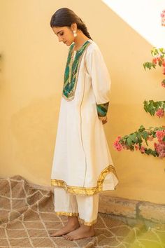 Buy Ivory Organic Cotton Hand Embroidered Patch Zoran Kurta And Pant Set For Women by Priyanka Raajiv Online at Aza Fashions.