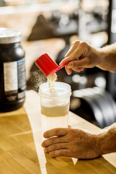 Protein Shake Photography, Protein Product Photography, Supplement Product Photography, Creatine Benefits, Best Whey Protein Powder, Best Whey Protein, Gym Supplements, High Quality Protein, Whey Protein Powder