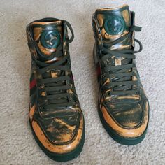 Good Condition Men's Designer Gucci Leather Green Brush Coda High Top Wen Sneakers... Shoes Gucci, Gucci Leather, Gucci Shoes, Dr. Martens Boots, Mens Shoes Sneakers, High Top, Hiking Boots, Combat Boots, High Tops