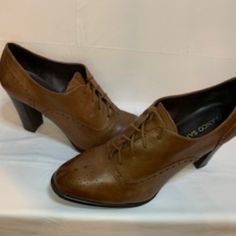 Nwot/Camel/Brown Leather Franco Sarto Lace Up Platform Heeled Booties Brown Leather Shoes With Removable Insole For Office, Brown Heels For Business In Fall, Brown Round Toe Court Shoes For Office, Wingtip Heels With Leather Sole, Brown Court Shoes For Office In Fall, Brown Court Shoes For Business In Spring, Spring Brown Court Shoes For Business, Brown High Heel Oxfords For Office, Brown High Heel Leather Shoes For Fall