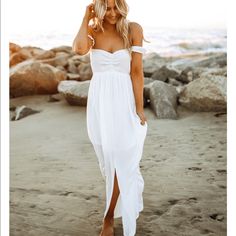 White Off The Shoulder Maxi Dress! Super Cute Never Worn. White Off-shoulder Loose Fit Maxi Dress, White Off-shoulder Sundress Maxi Dress, White Off-shoulder Casual Midi Dress, White Flowy Off-shoulder Midi Dress, White Sundress Maxi Dress For Date Night, Elegant White Maxi Dress For Beach Season, White Off Shoulder, White Maxi, White Maxi Dresses