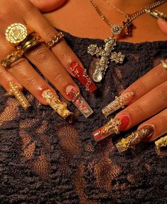 Gawdy Nails, Red 90s Nails, Baroque Nails, Buchona Nails, Ongles Bling Bling, Birthday Nail, Airbrush Nails, Nice Nails, Red Nail