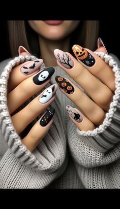 Bats And Ghosts Nails, Halloween Nail Art Square, Halloween Nails Witch Theme, Halloween Nails Pumpkin Design, Vintage Halloween Nail Art, Halloween Nails Neutral, Gelish Halloween Nails, Pumpkin And Ghost Nails, Nails Halloween Aesthetic