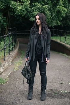 Rocker Girl, Casual Chique, All Black Outfit, Casual Street Style, Street Style Outfit, Grunge Fashion