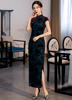 1930s Qipao Shanghai Style, Qi Pao, Qipao Cheongsam, Qipao Dress, Flowers Red, Cheongsam Dress, 1930s Fashion, Autumn Dress, Chinese Dress