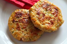 Shrimp Cakes...She lost 135 pounds (half her body) and loves to cook. Here is a link to her recipe box...tons of great ideas. Seafood Cakes, Shrimp Cake, Shrimp Patties, Shrimp Burgers, Dinner Shrimp, Shrimp Burger, 135 Pounds, Shrimp Cakes, Mexican Kitchen