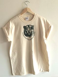 Bear T-shirt Graphic Tee Screen Printed T Shirt Camping - Etsy Screen Printing With Cricut, Cricut T Shirts, Screen Printed Tshirts, Drawn Floral, Screen Printing Shirts, Bear Shirt, Bear T Shirt, Floral Border, Camping Shirt