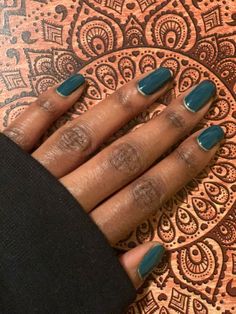 OPIMuse of Milan Collection African American Nude Nail Polish For Dark Skin, Dark Skin Manicure, Ebony Skin, Green Toe Nails, Biab Nails, Neutral Nail Color, Nail Shades, American Nails